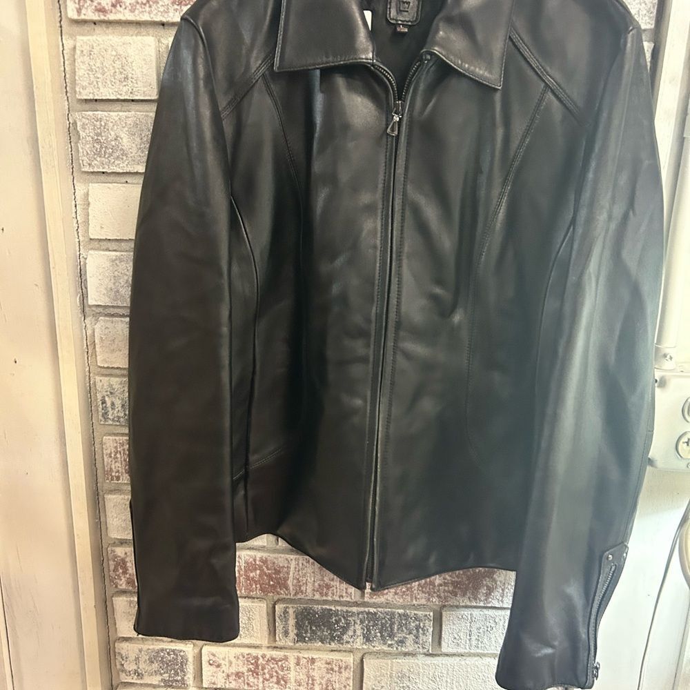 🛍️ Wilson Leather Ladies Lg black leather jacket
